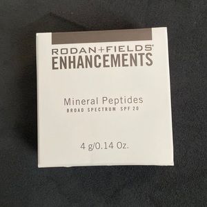 Rodan + Fields Mineral Peptides SPF20 - Light -full size 1.4oz unopened